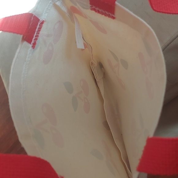 Canvas tote cherry print/design - Picture 2 of 5